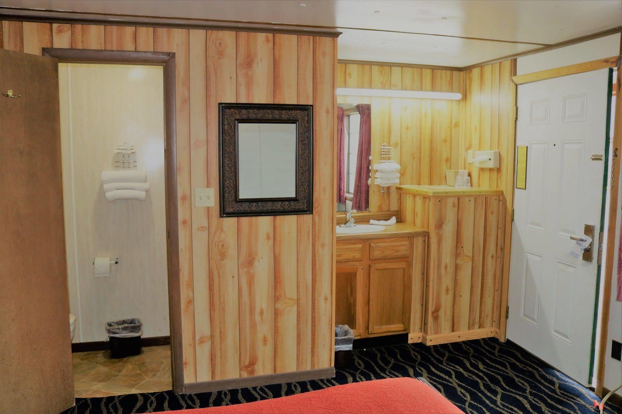 Rodeway Inn Harlan Kültér fotó